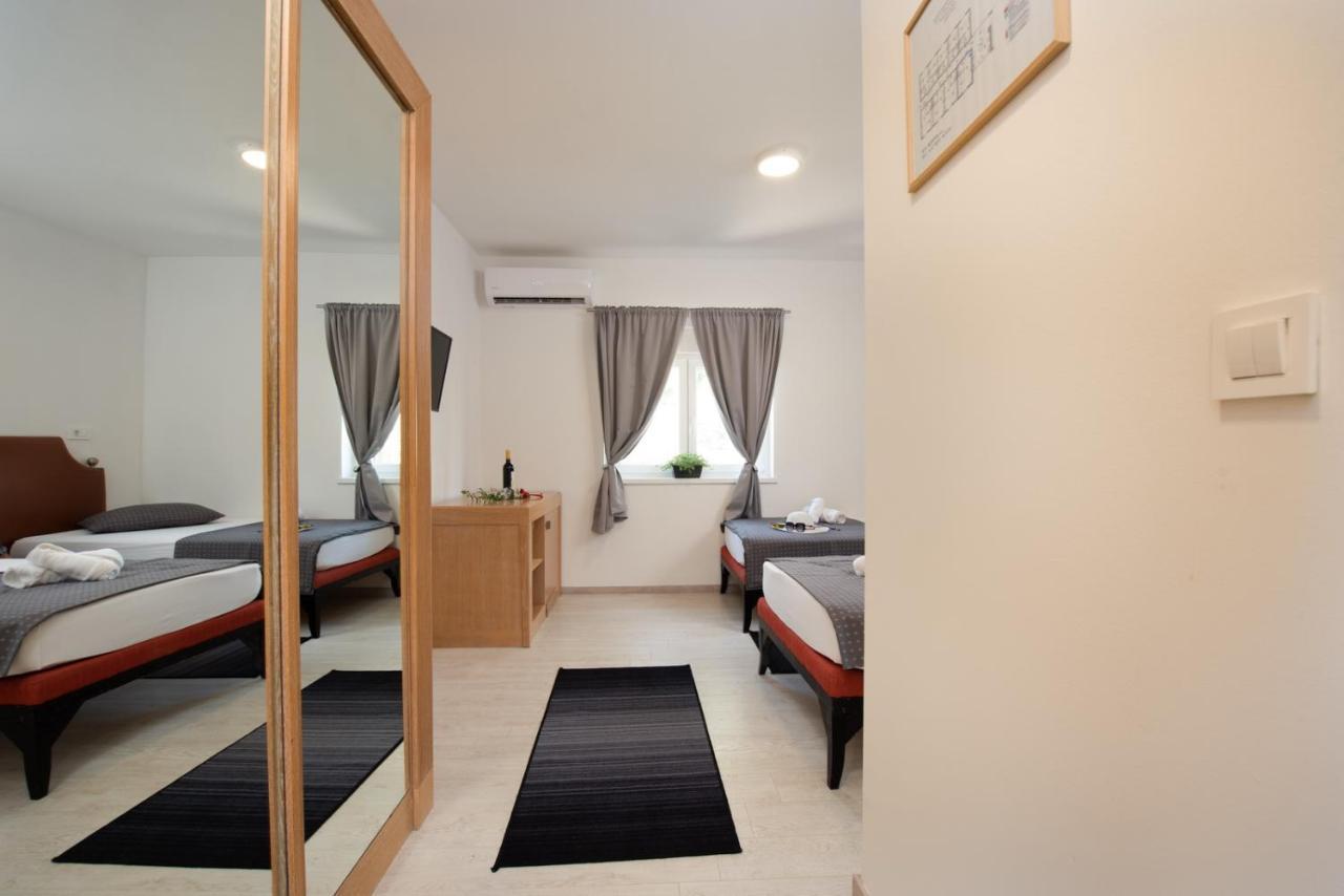 Hotel Potpican Luaran gambar